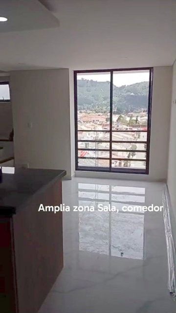 Apartamento dúplex en venta — Chía
