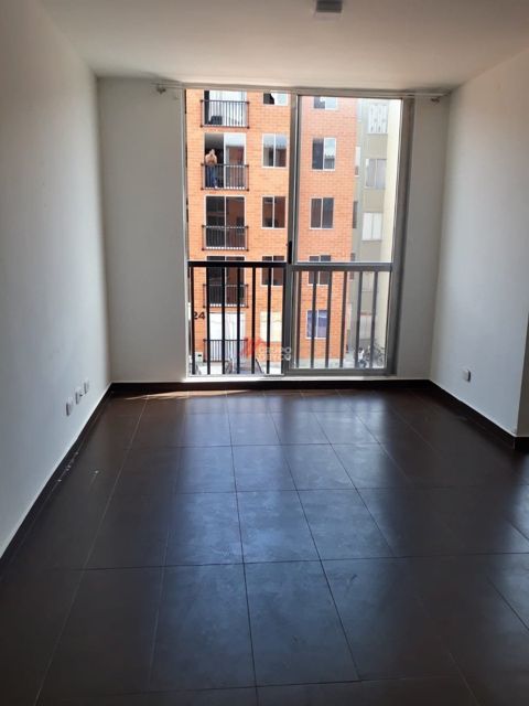 Apartamento en venta — Conjunto Algarrobo, Ibagué
